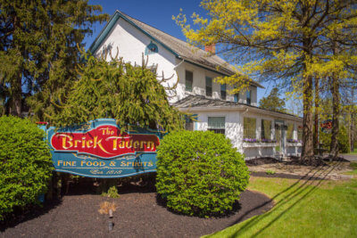 The brick tavern fine food & spirit