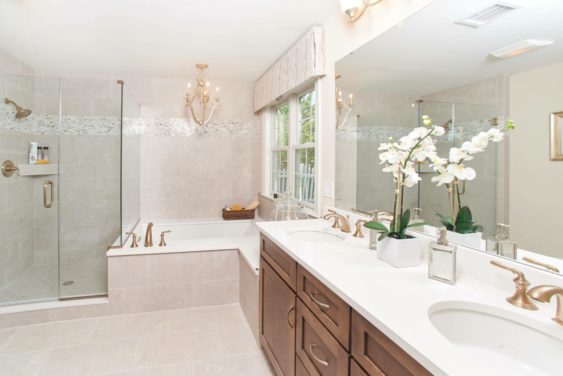 Soothing tones in the Master Bath create an inviting space